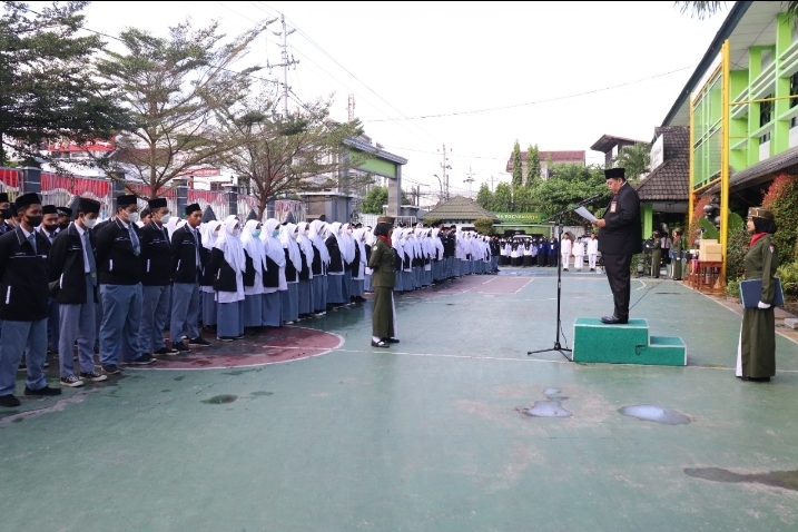 pasya pratiwi ketua osis man 1 gorontalo-02.zip.hc